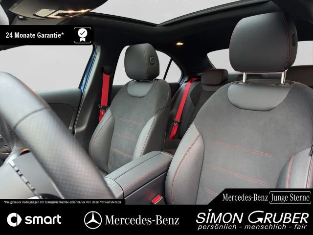 Mercedes-Benz A 35 AMG 4MATIC AMG Line