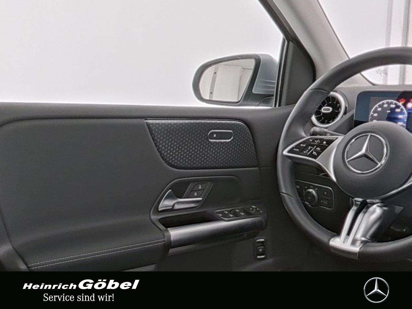 Mercedes-Benz B 180 Progressive Sedan