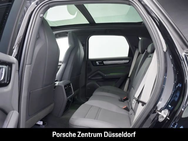 Porsche Cayenne Platinum Edition S