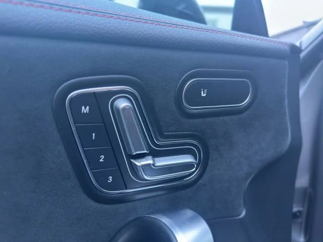 Mercedes-Benz CLA 220 AMG Line CLA 220 d Coupé