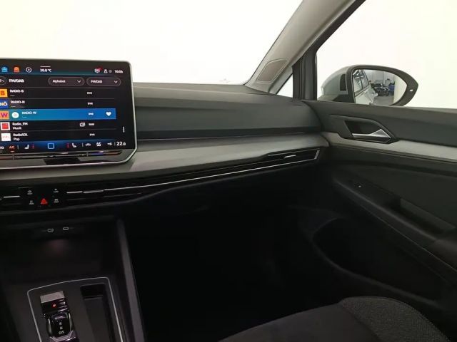 Volkswagen Golf Business DSG Variant