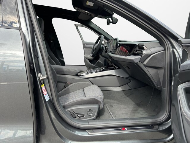 Audi A6 Avant Quattro S-Tronic