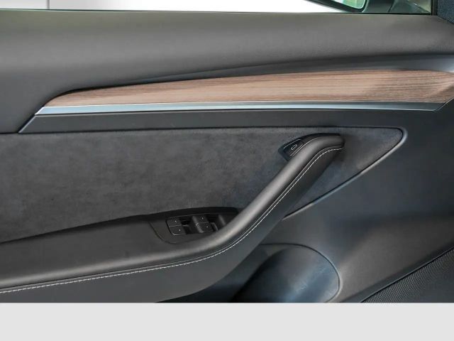 Tesla Model 3 60 RWD