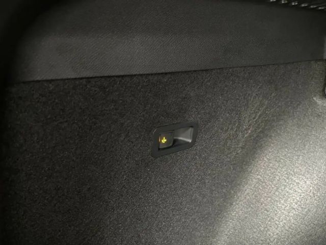 Cupra Formentor e-HYBRID *LED*ACC*MEMO*KeyGo*AHK*CAM*19''