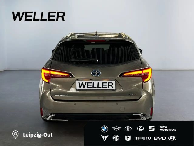 Toyota Corolla Hybride Team D