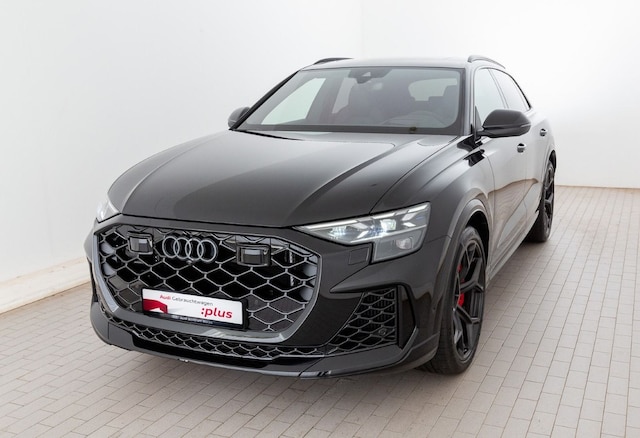 Audi RS Q8 Performance Quattro