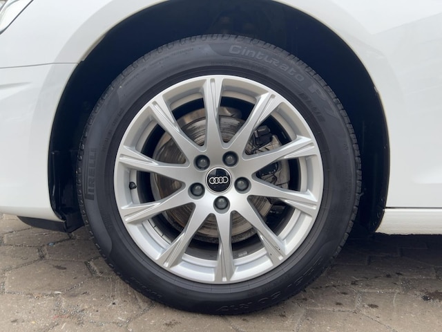 Audi A4 35 TFSI Avant S-Tronic