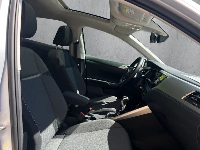 Volkswagen Polo Move