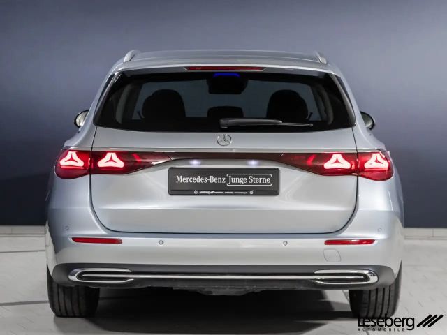 Mercedes-Benz E 200 AVANTGARDE Estate