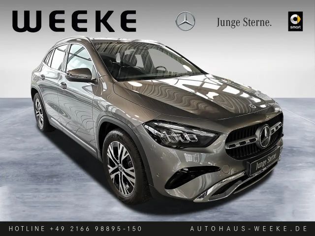 Mercedes-Benz GLA 180 Progressive