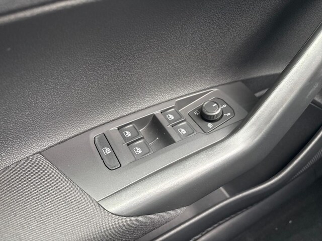 Volkswagen Taigo 1.0 TSI DSG Life