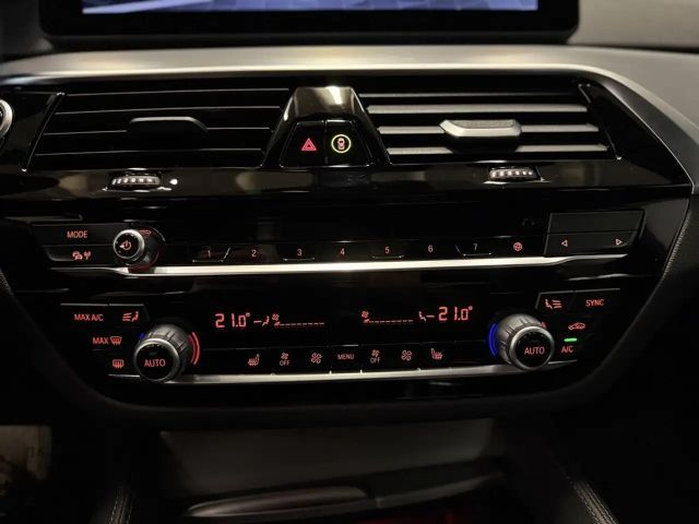 BMW 530 530e M-Sport Sedan xDrive