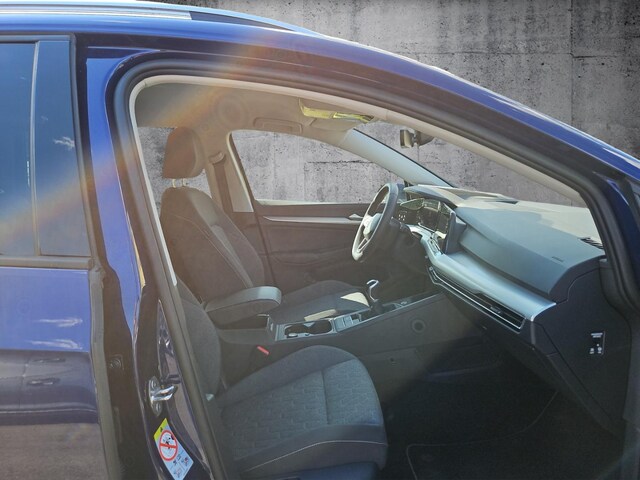 Volkswagen Golf Life Variant