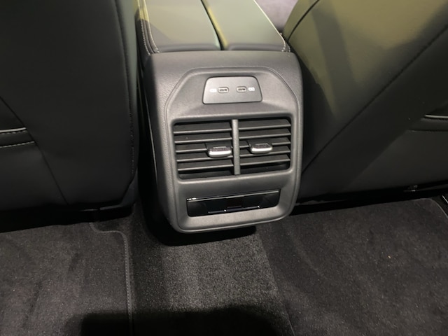 Volkswagen Passat 2.0 TDI Business DSG Variant