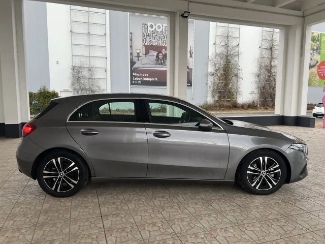 Mercedes-Benz A 180 Progressive