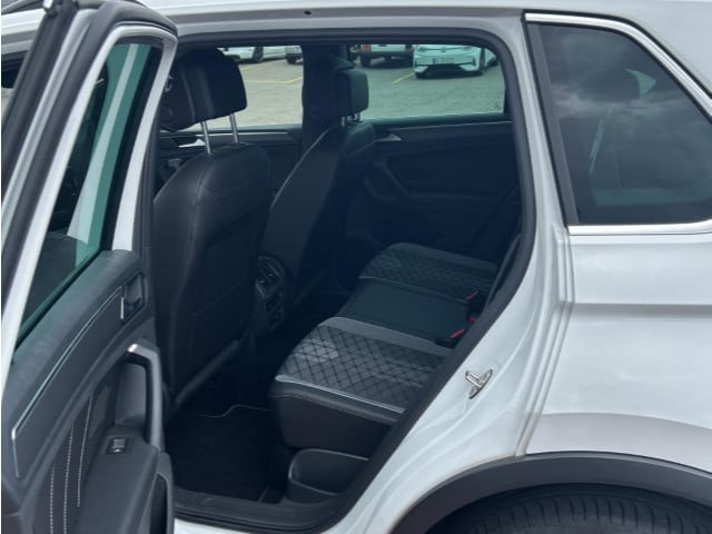 Volkswagen Tiguan 1.5 TSI DSG R-Line