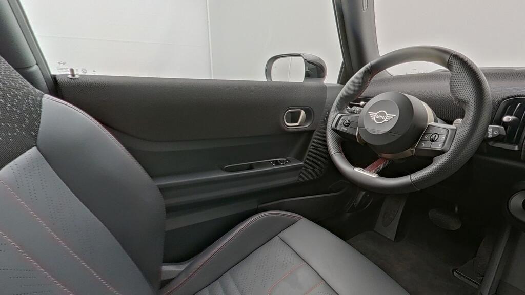 MINI Cooper PanoSD SpurAss XEN Navi ParkAss RFK AUT