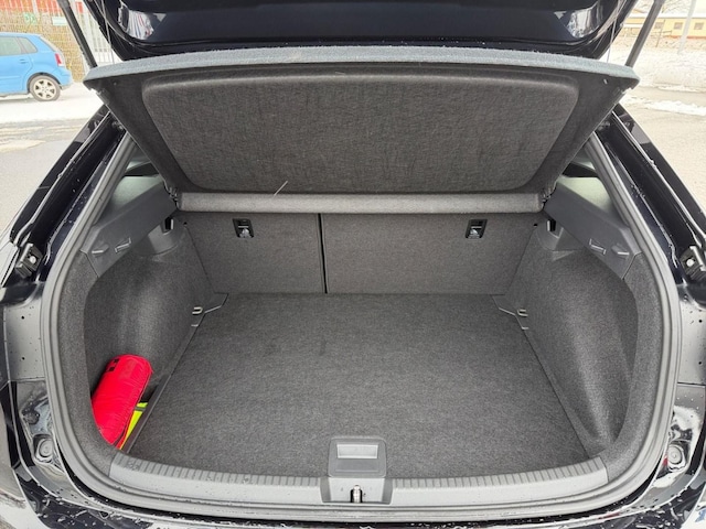 Volkswagen Taigo 1.5 TSI DSG R-Line