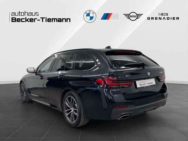 BMW 530 530d M-Sport Touring xDrive