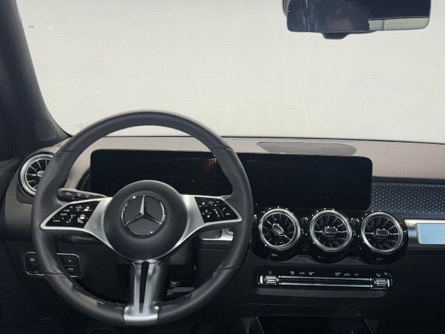 Mercedes-Benz GLB 180 