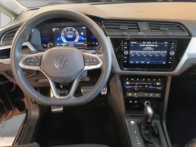 Volkswagen Touran 1.5 TSI DSG IQ.Drive