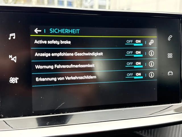 Peugeot E-208 Active Pack