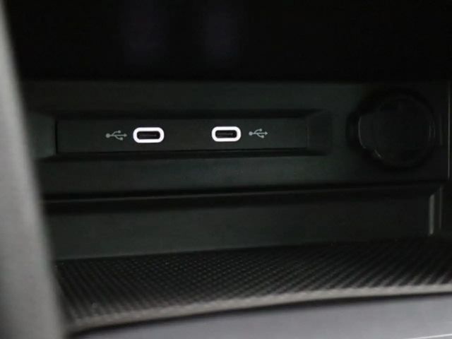 Volkswagen Tiguan 1.5 TSI DSG R-Line