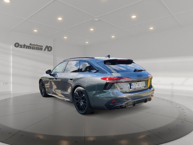 Audi A6 Avant Quattro S-Tronic