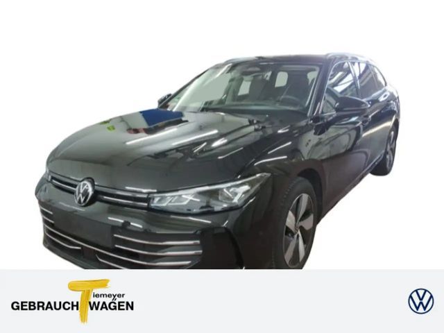 Volkswagen Passat 1.5 eTSI Business Variant