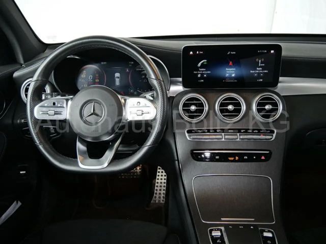 Mercedes-Benz GLC 200 4MATIC AMG Line