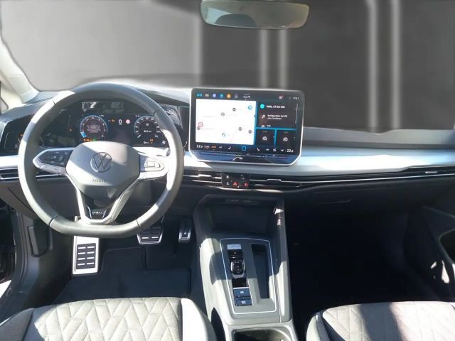 Volkswagen Golf 1.5 eTSI DSG Golf VIII