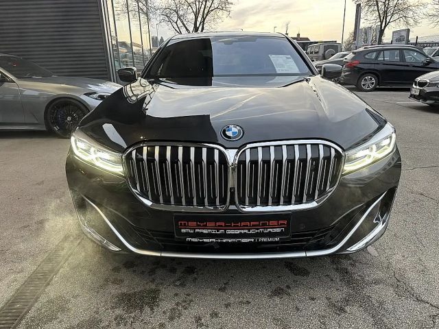 BMW 745 Sedan xDrive