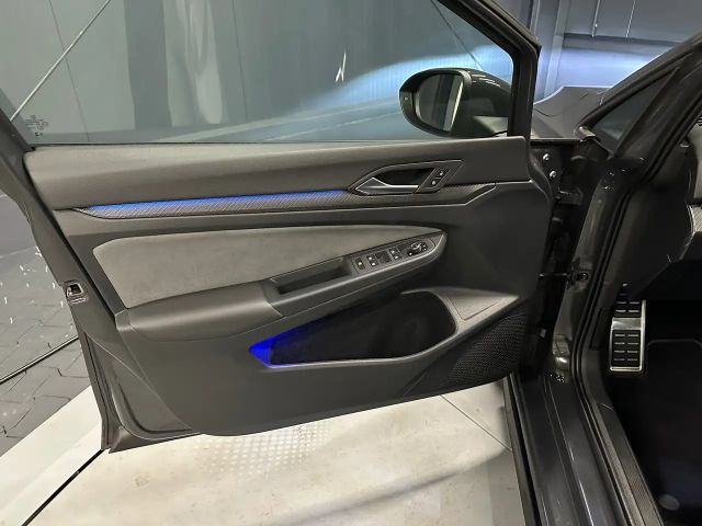 Volkswagen Golf 1.5 TSI DSG R-Line