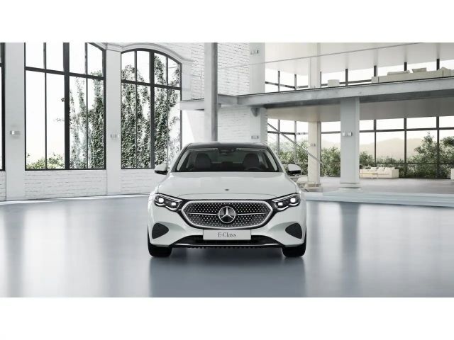 Mercedes-Benz E 200 AVANTGARDE Sedan