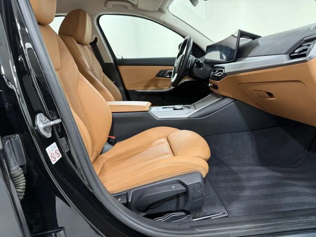 BMW 320 320e Touring xDrive