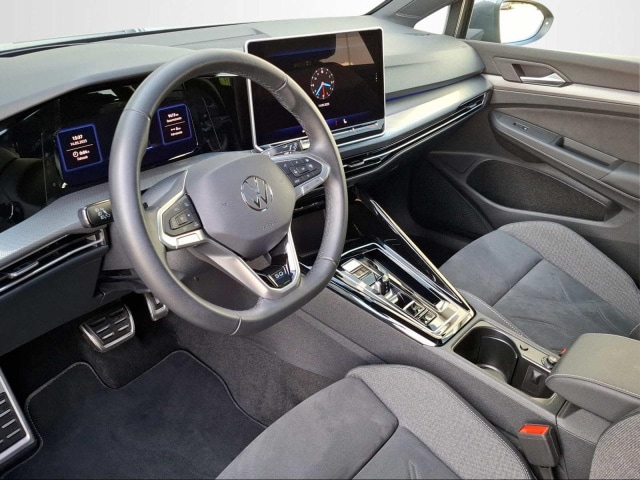 Volkswagen Golf 1.5 eTSI