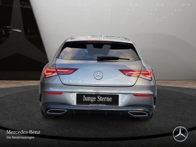 Mercedes-Benz CLA 250 AMG Line