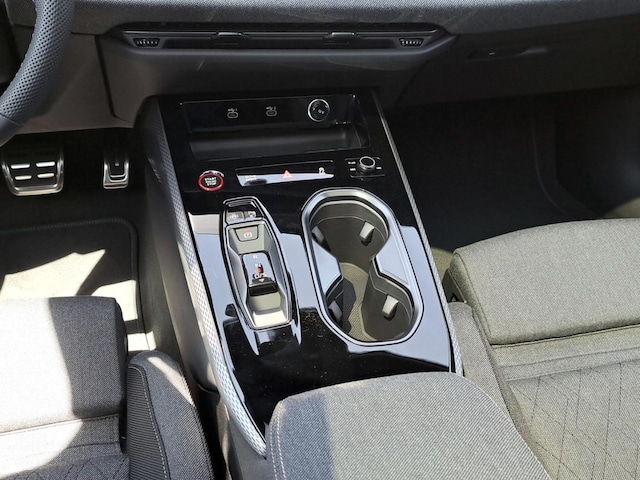 Audi A6 Avant Quattro S-Tronic