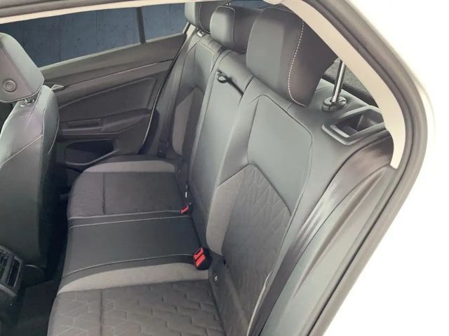 Volkswagen Golf 1.5 TSI