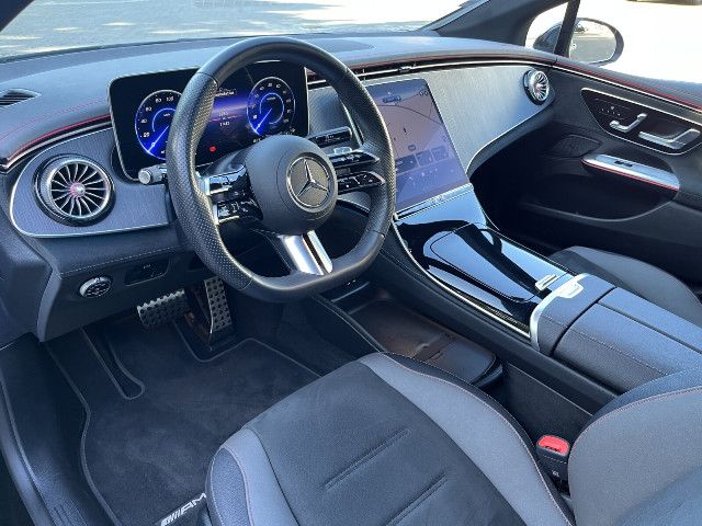 Mercedes-Benz EQE 300 Sedan