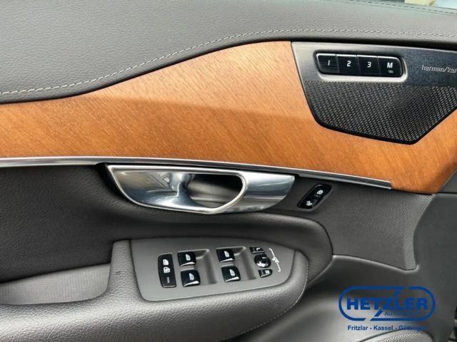 Volvo XC90 AWD Bright Plus Recharge