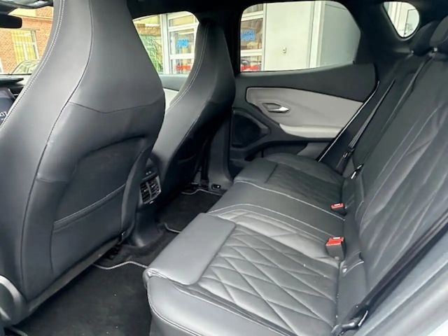 Ford Capri AWD Premium