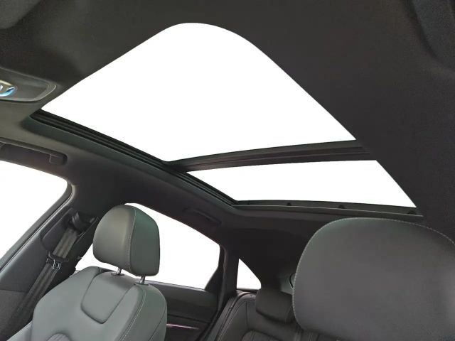 Audi Q8 e-tron 55 S-Line