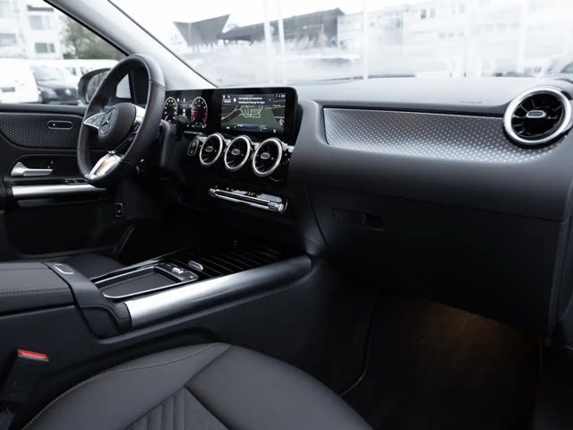 Mercedes-Benz B 180 Progressive