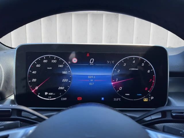 Mercedes-Benz C 180 AVANTGARDE Sedan