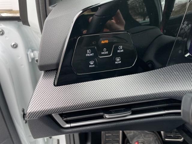 Volkswagen Golf 2.0 TSI DSG Golf VIII