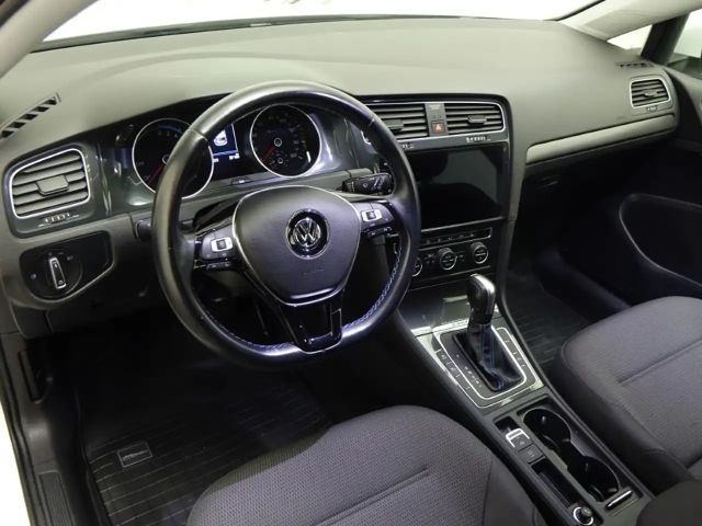 Volkswagen Golf e-Golf