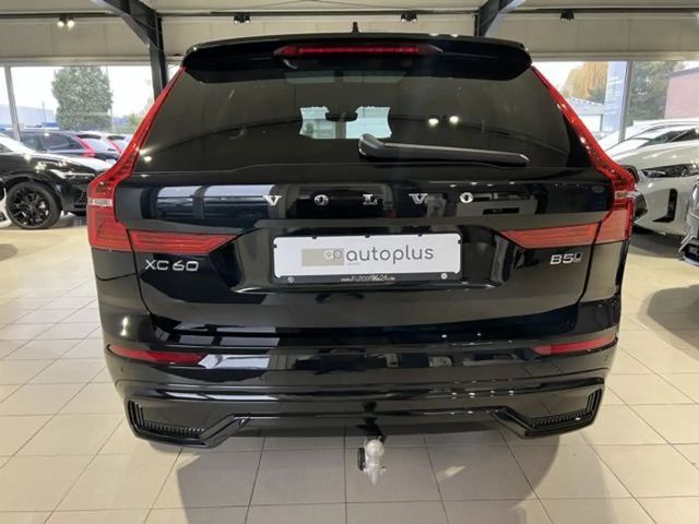 Volvo XC60 AWD Dark Plus