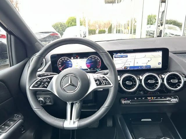 Mercedes-Benz B 180 Progressive