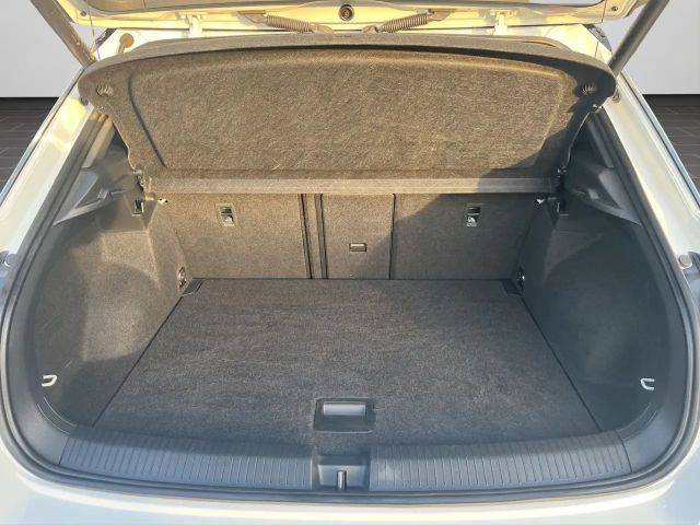 Volkswagen T-Roc 1.5 TSI DSG R-Line Sport